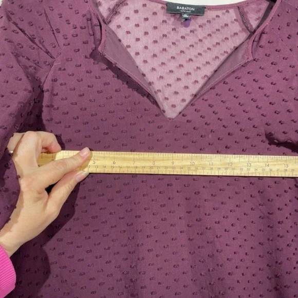 Aritzia Babaton Womens Silk Blend Blouse V-Neck Swiss Dot 3/4 Sleeve Size XS - Picture 5 of 12